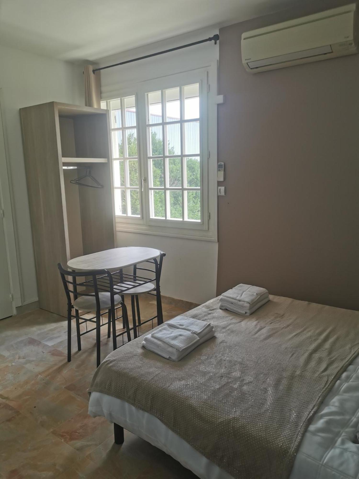 Appartement 3 , Disneyland - Parking Gratuit - Maison Des Platanes Meaux Zewnętrze zdjęcie